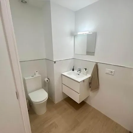 Excelente Casa Renovada Cerca De La Playa Feriehus Valencia